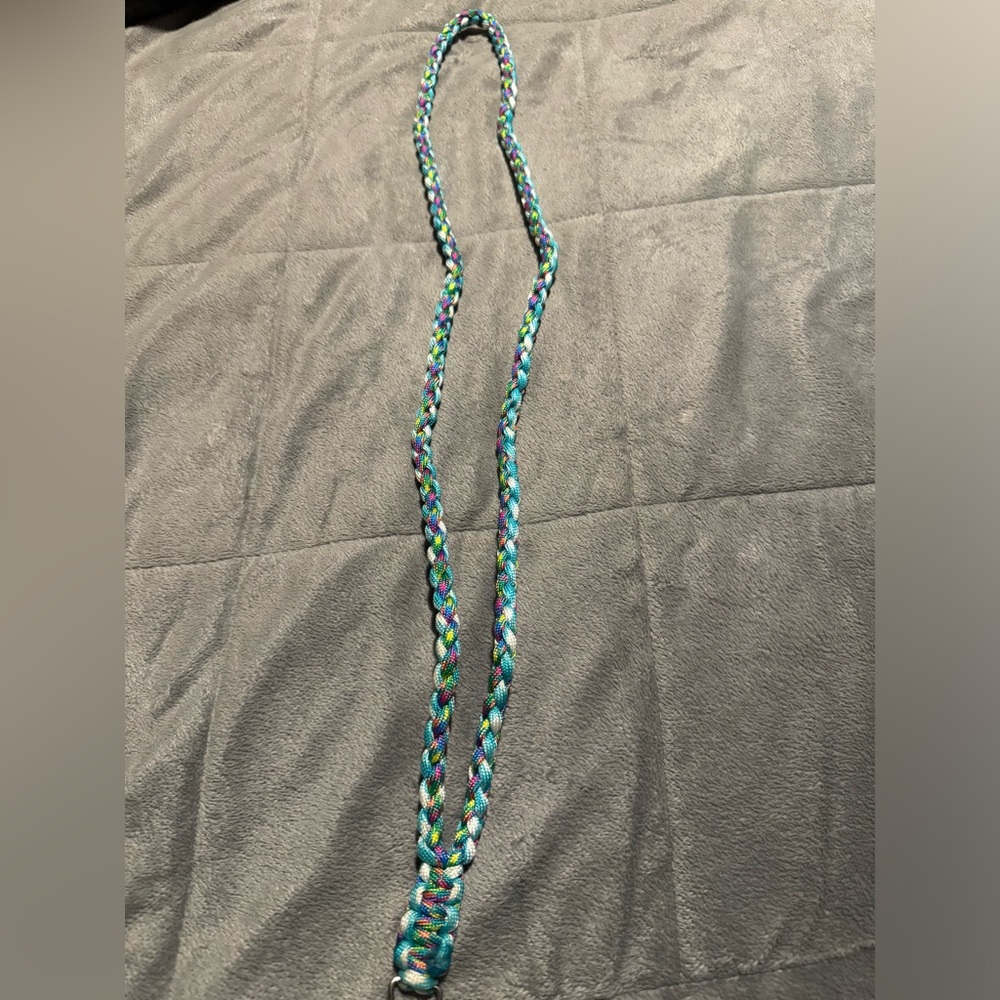 Paracord lanyard keychain/ID Holder